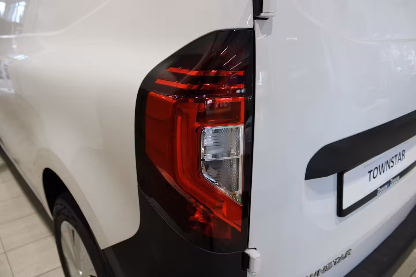 Nissan Townstar N-Connecta L2 44 kWh TOWNSTAR N-Connecta L2 45 kWh | 22% VOORRAAD KORTING | TREKVERMOGEN 1