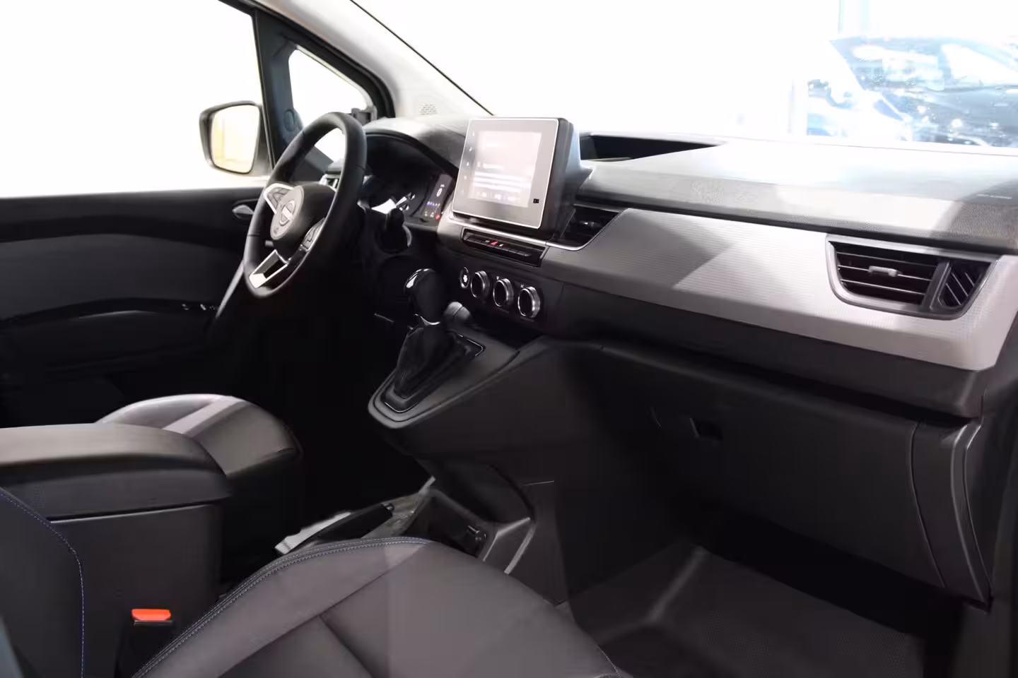 Nissan Townstar N-Connecta L2 44 kWh TOWNSTAR N-Connecta L2 45 kWh | 22% VOORRAAD KORTING | TREKVERMOGEN 1