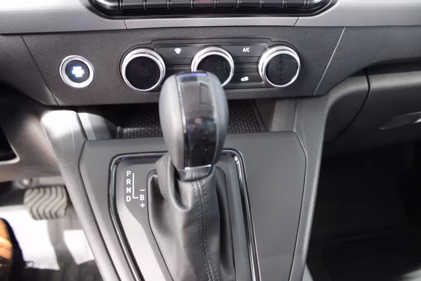 Nissan Townstar N-Connecta L2 44 kWh TOWNSTAR N-Connecta L2 45 kWh | 22% VOORRAAD KORTING | TREKVERMOGEN 1