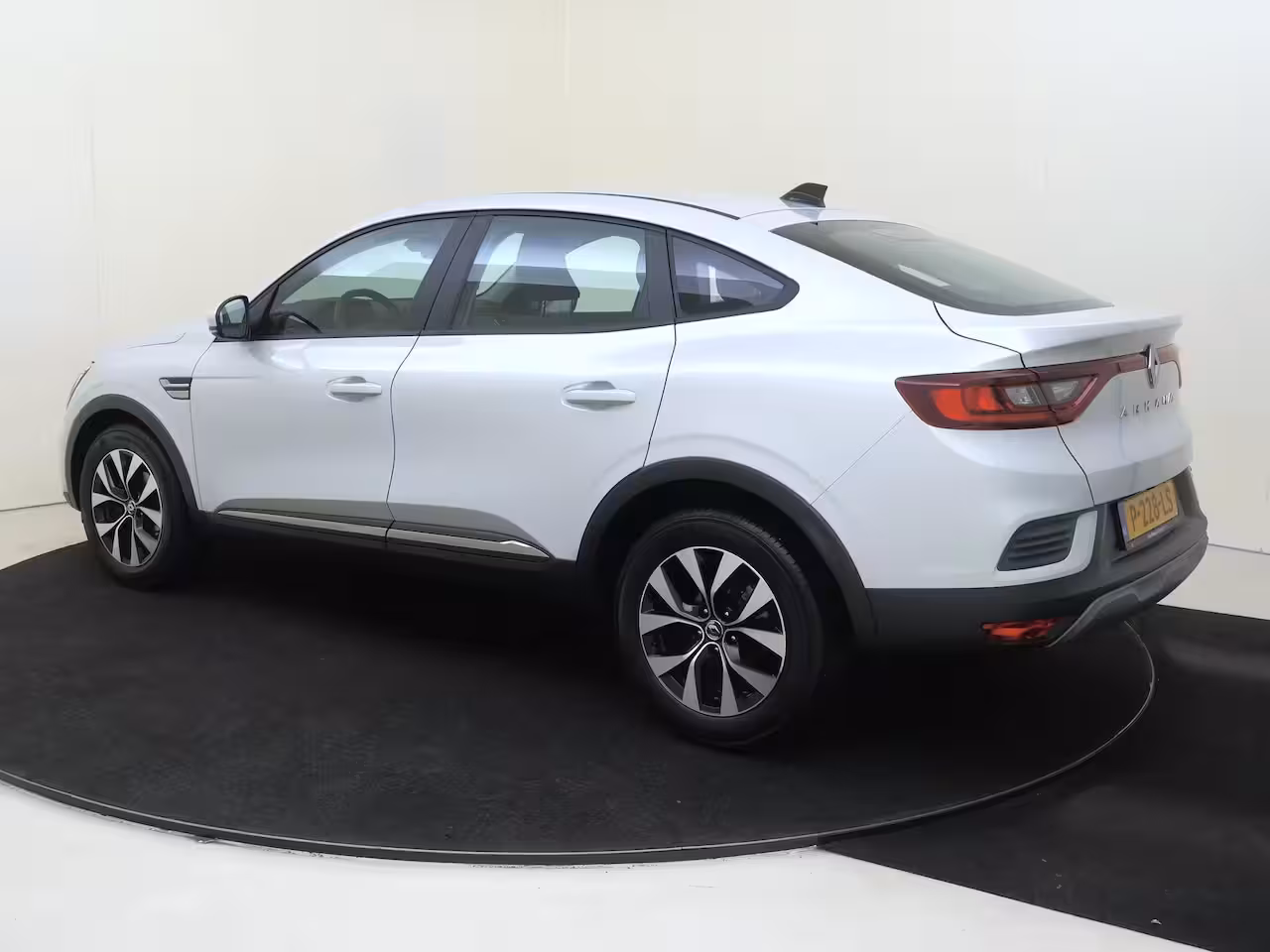Renault Arkana 1.3 TCe 140 | Navigatie | Camera