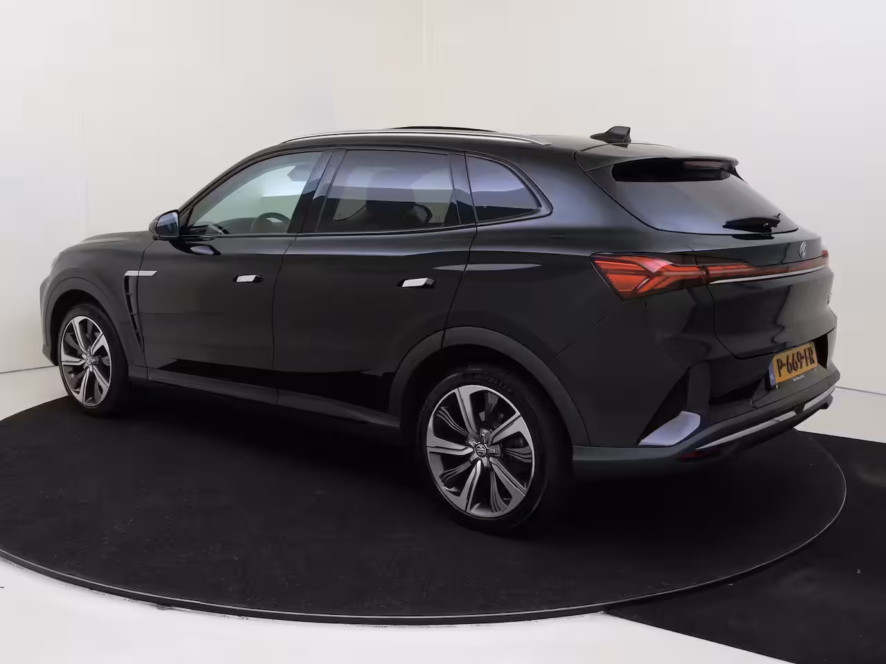 MG Marvel R Luxury 70 kWh