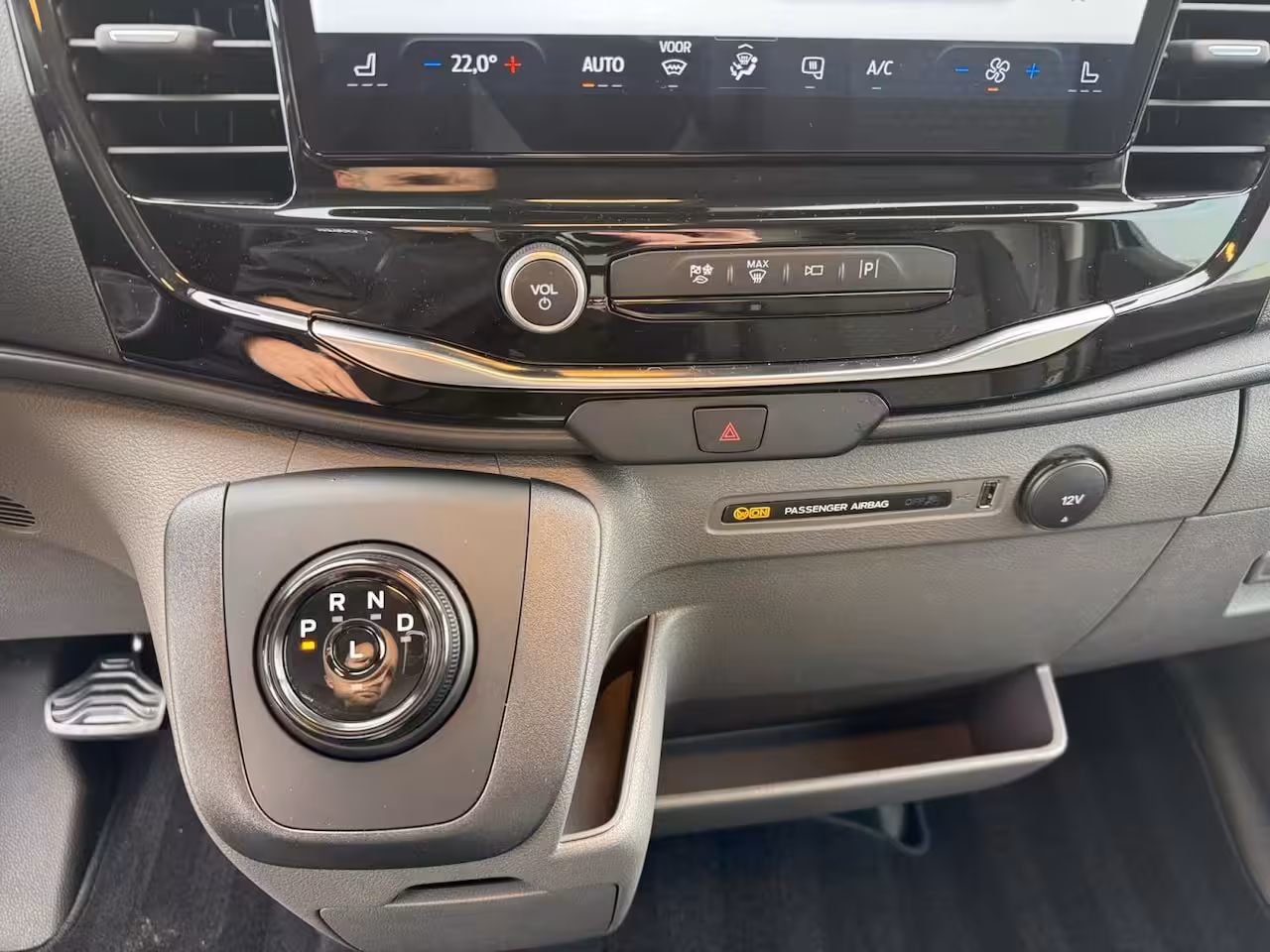 Ford E-Transit 350 L3H2 Trend 68 kWh | Uit Voorraad Leverbaar | Prijs inclusief €8.285, - Ready Set Bonus