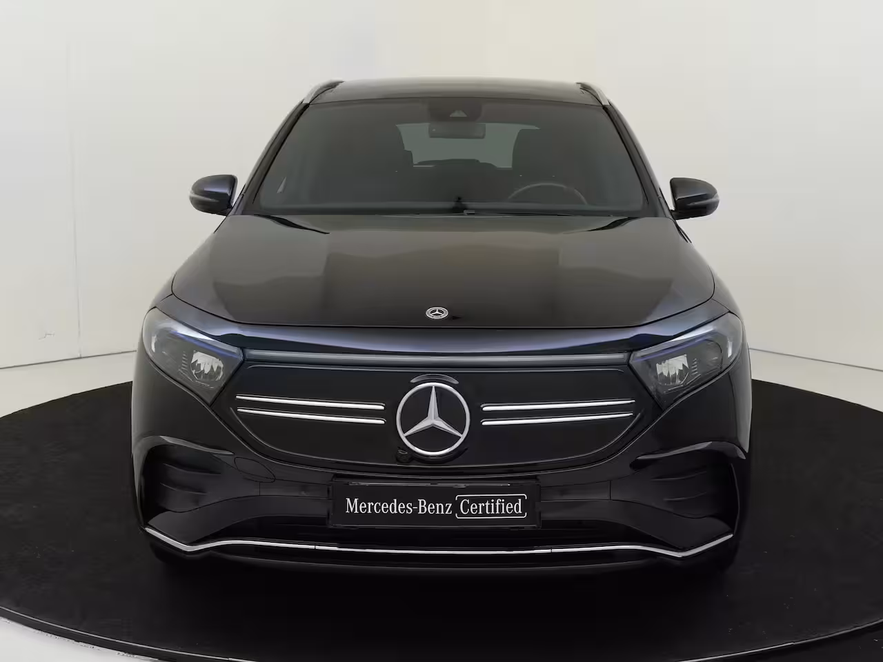 Mercedes-Benz EQA 250 Business Solution AMG 67 kWh Panoramadak / Keyless / Privacy Glass / Parkeercamera / S