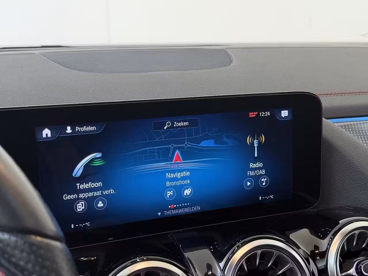 Mercedes-Benz EQA 250 Business Solution AMG 67 kWh Panoramadak / Keyless / Privacy Glass / Parkeercamera / S