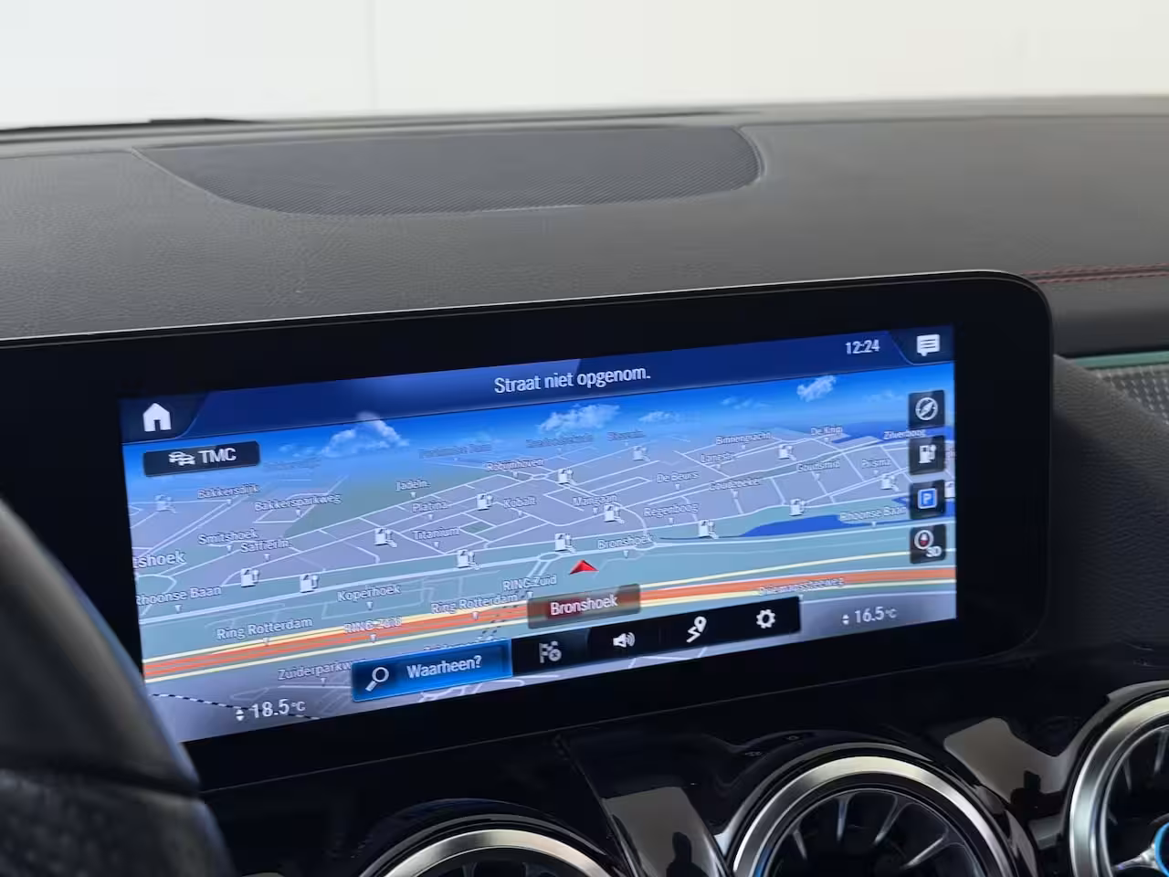 Mercedes-Benz EQA 250 Business Solution AMG 67 kWh Panoramadak / Keyless / Privacy Glass / Parkeercamera / S