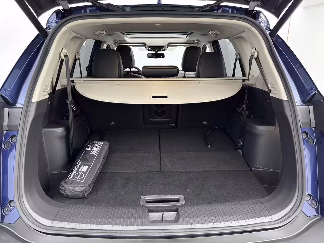 Nissan X-Trail 1.5 e-4orce Tekna 4WD 7p. | Zonnedak | Cold Pack | 360 CAmera | Head up display
