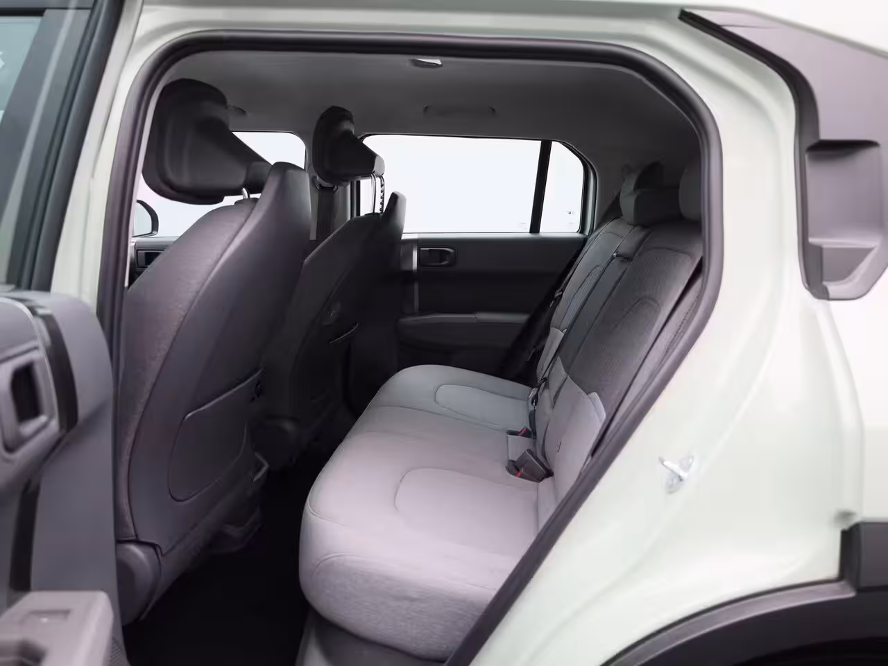 Kia EV3 Air 81.4 kWh | Clima | Navi | Parkeerhulp | Camera | Lm Velgen |