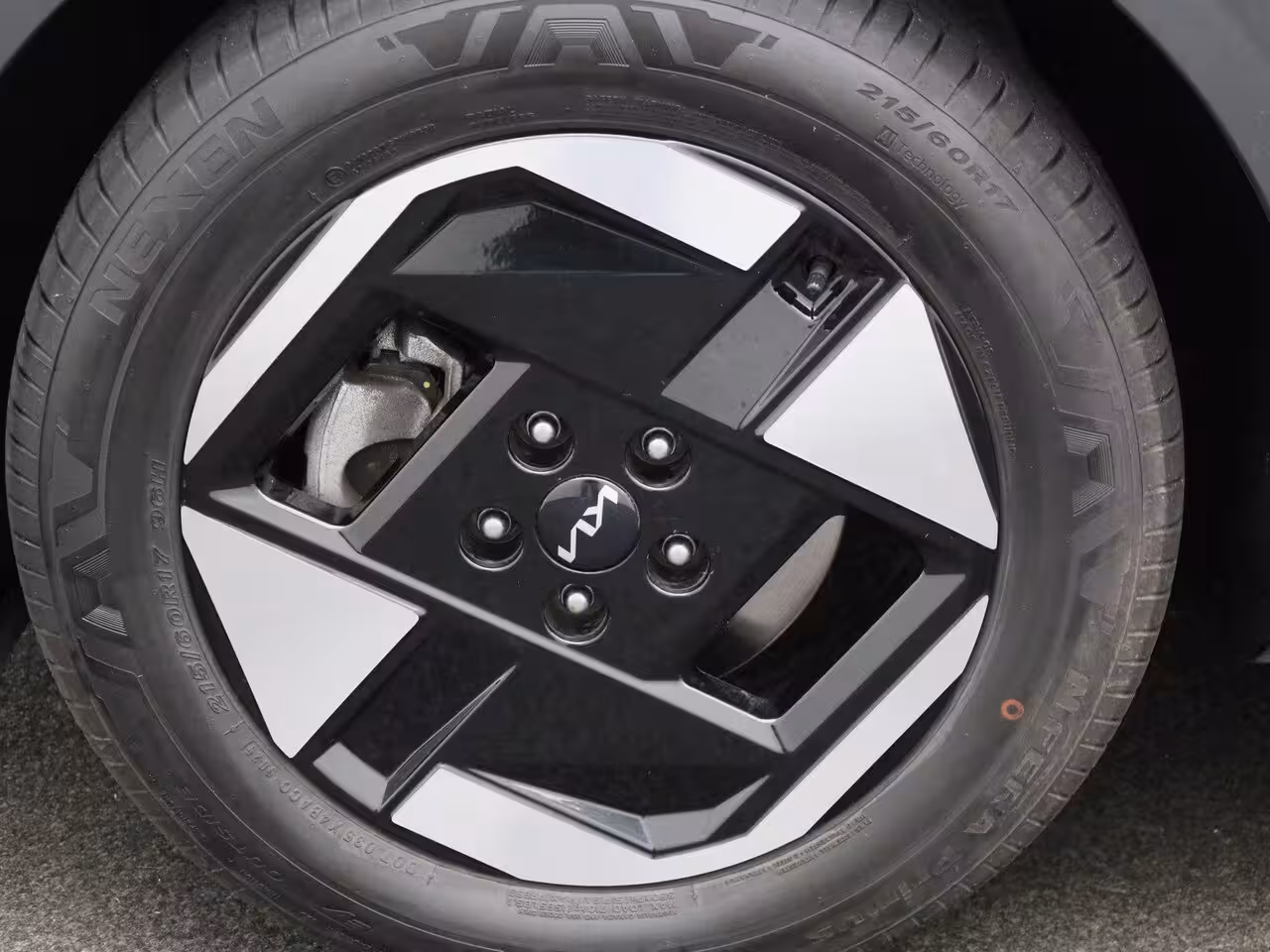 Kia EV3 Air 81.4 kWh | Clima | Navi | Parkeerhulp | Camera | Lm Velgen |