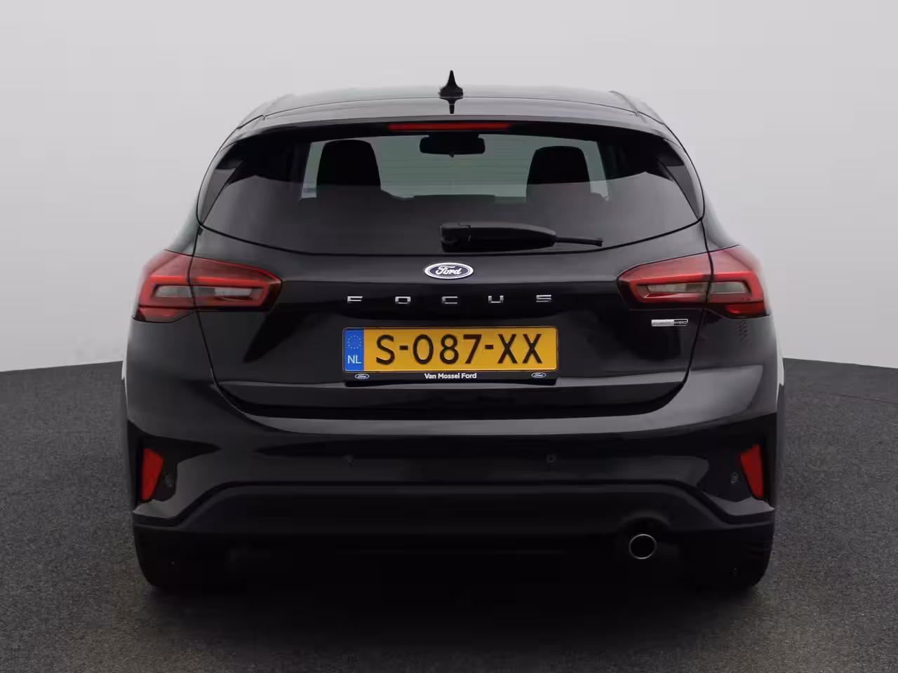 Ford Focus 1.0 EcoBoost Hybrid Titanium | Apple Carplay/Android Auto | Climate Control | Cruise Contr
