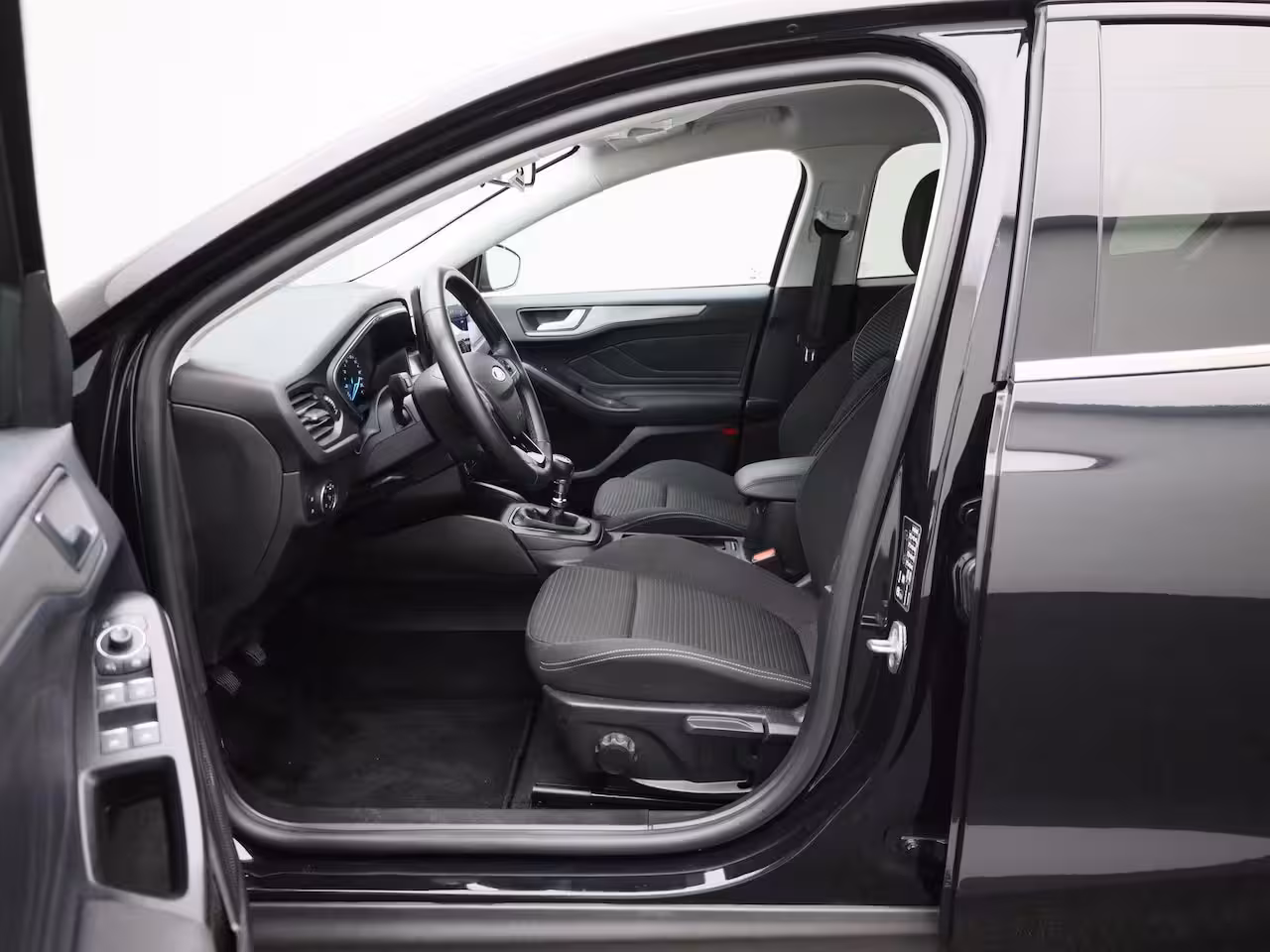 Ford Focus 1.0 EcoBoost Hybrid Titanium | Apple Carplay/Android Auto | Climate Control | Cruise Contr