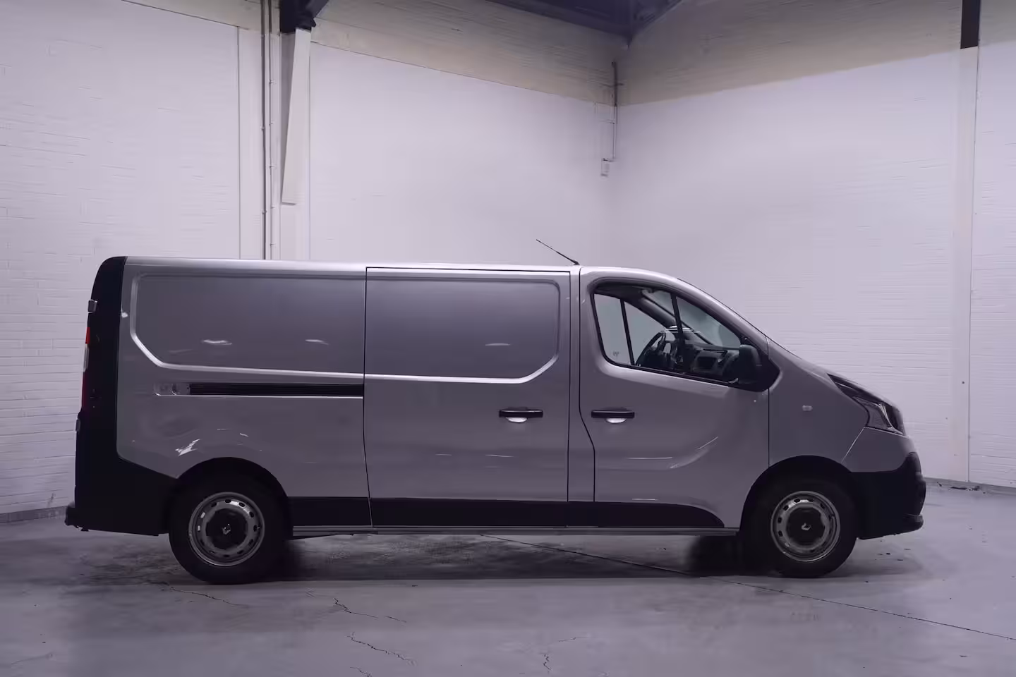 Renault Trafic 1.6 dCi 120 pk L2H1 Airco, Trekhaak Slechts 80 dkm, 3-Zits