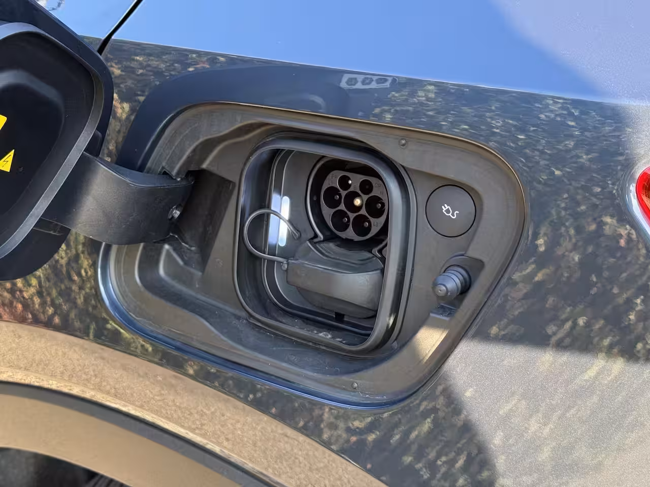 Volvo EX40 Single Motor Extended Range Plus 82 kWh | Trekhaak | H&K Audio |