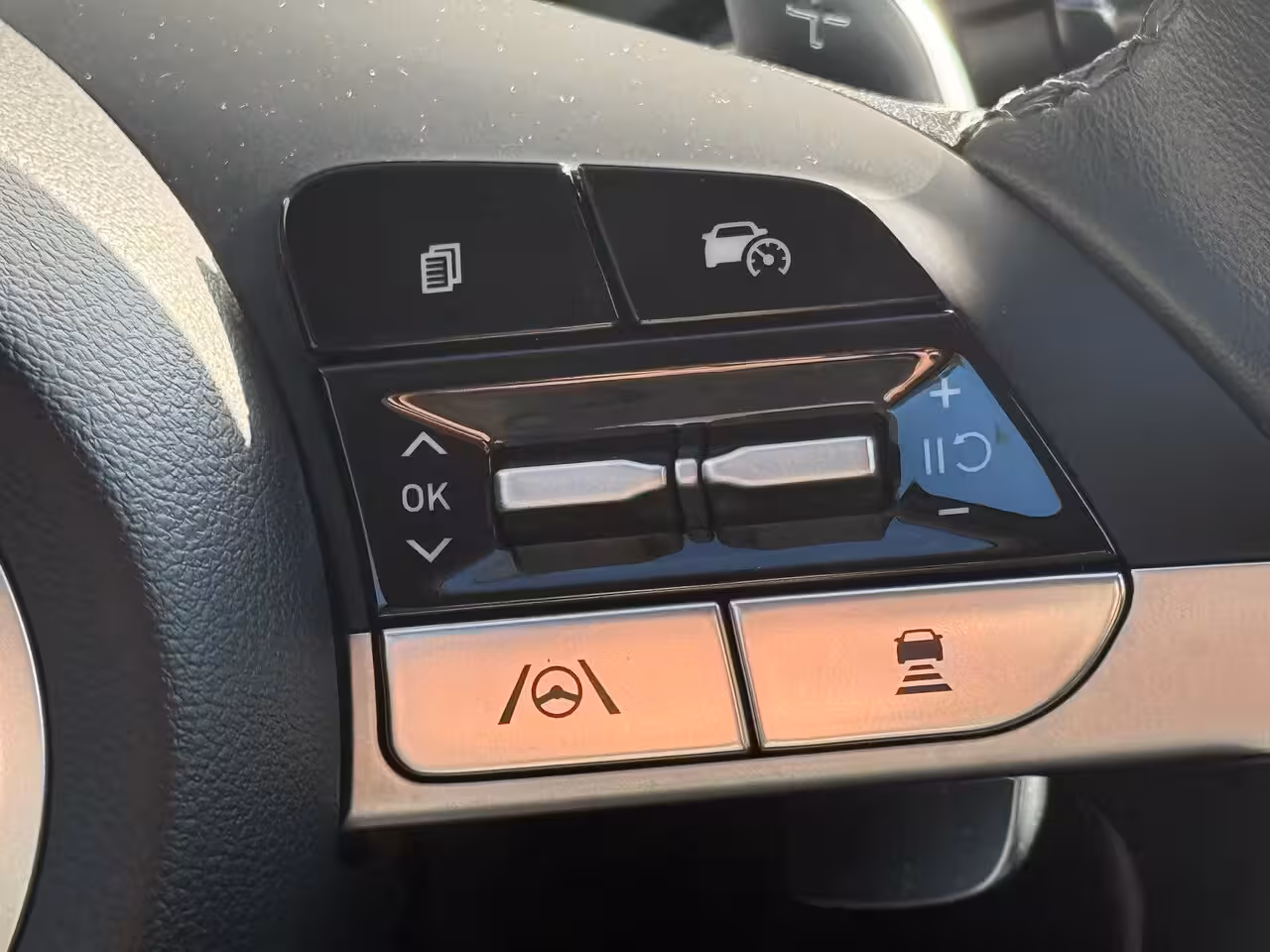 Hyundai Tucson 1.6 T-GDI 265pk PHEV Premium 4WD | Leder | Carplay | Climate | Keyless | Navigatie | Elek.