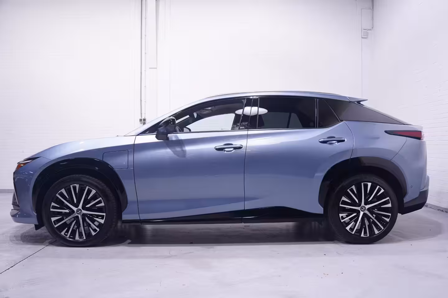 Lexus RZ 300e President Line 71 kWh 99% SOH NAP 1e Eig. Head-up 360 Camera Memory stoelen Stoel-/ s