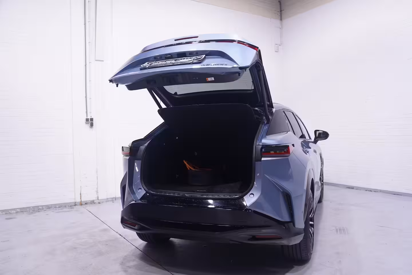Lexus RZ 300e President Line 71 kWh 99% SOH NAP 1e Eig. Head-up 360 Camera Memory stoelen Stoel-/ s