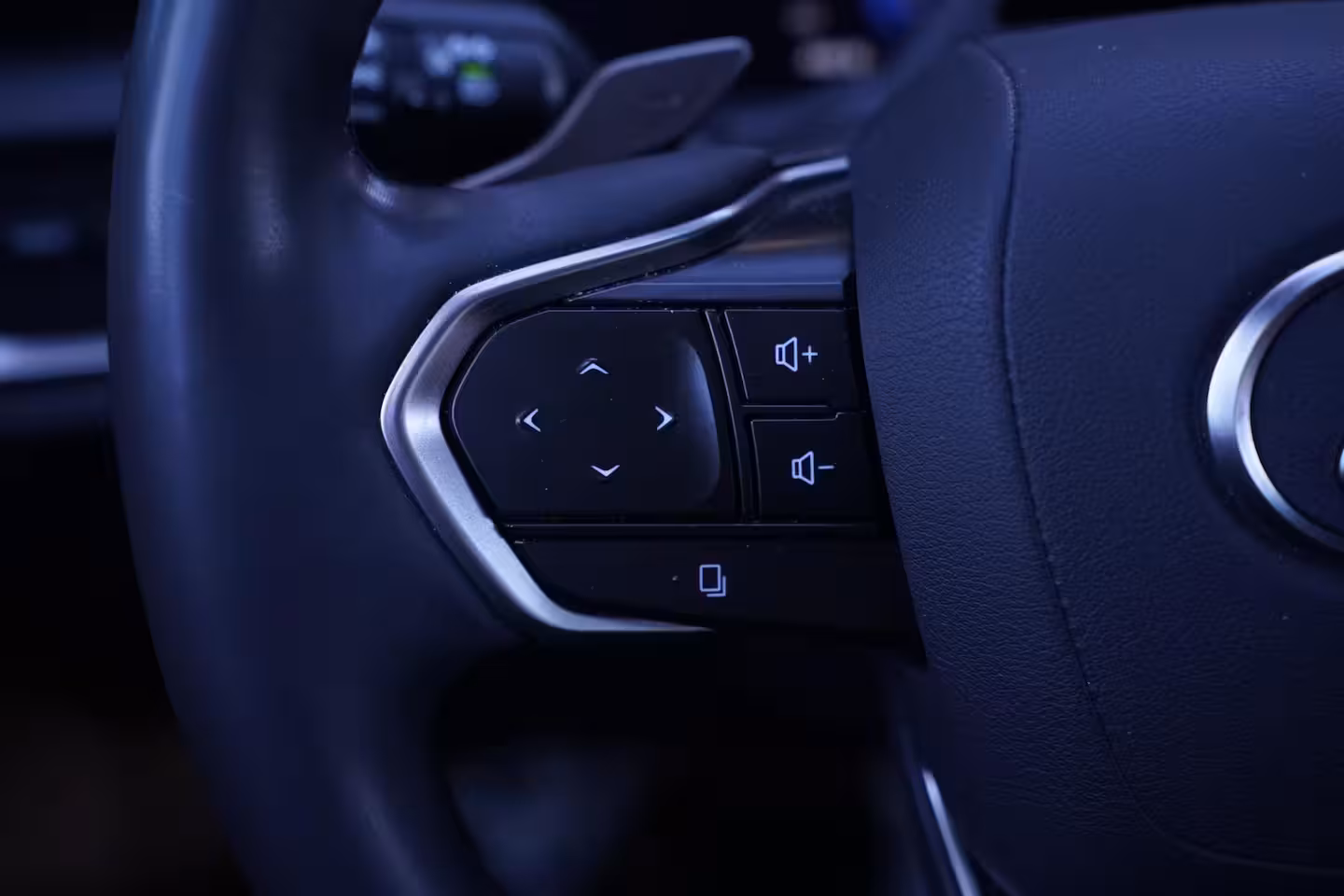 Lexus RZ 300e President Line 71 kWh 99% SOH NAP 1e Eig. Head-up 360 Camera Memory stoelen Stoel-/ s
