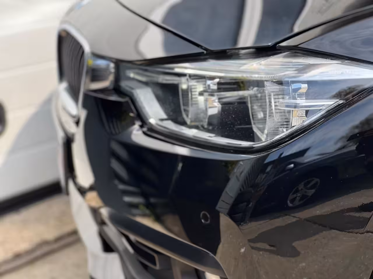 BMW 3-serie Touring 318i High Ex. Automaat / Led / Navi / Dealer onderhouden