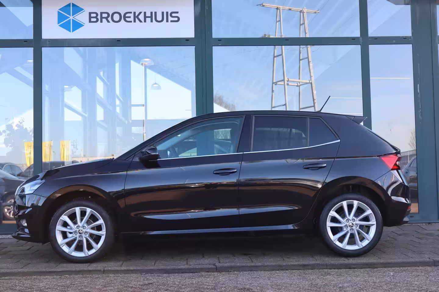 Skoda Fabia 1.0 TSI Business Edition | Chromen raamlijsten | Cruise control met speedlimiter | KESSY (
