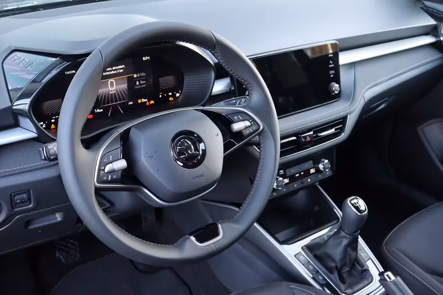 Skoda Fabia 1.0 TSI Business Edition | Chromen raamlijsten | Cruise control met speedlimiter | KESSY (