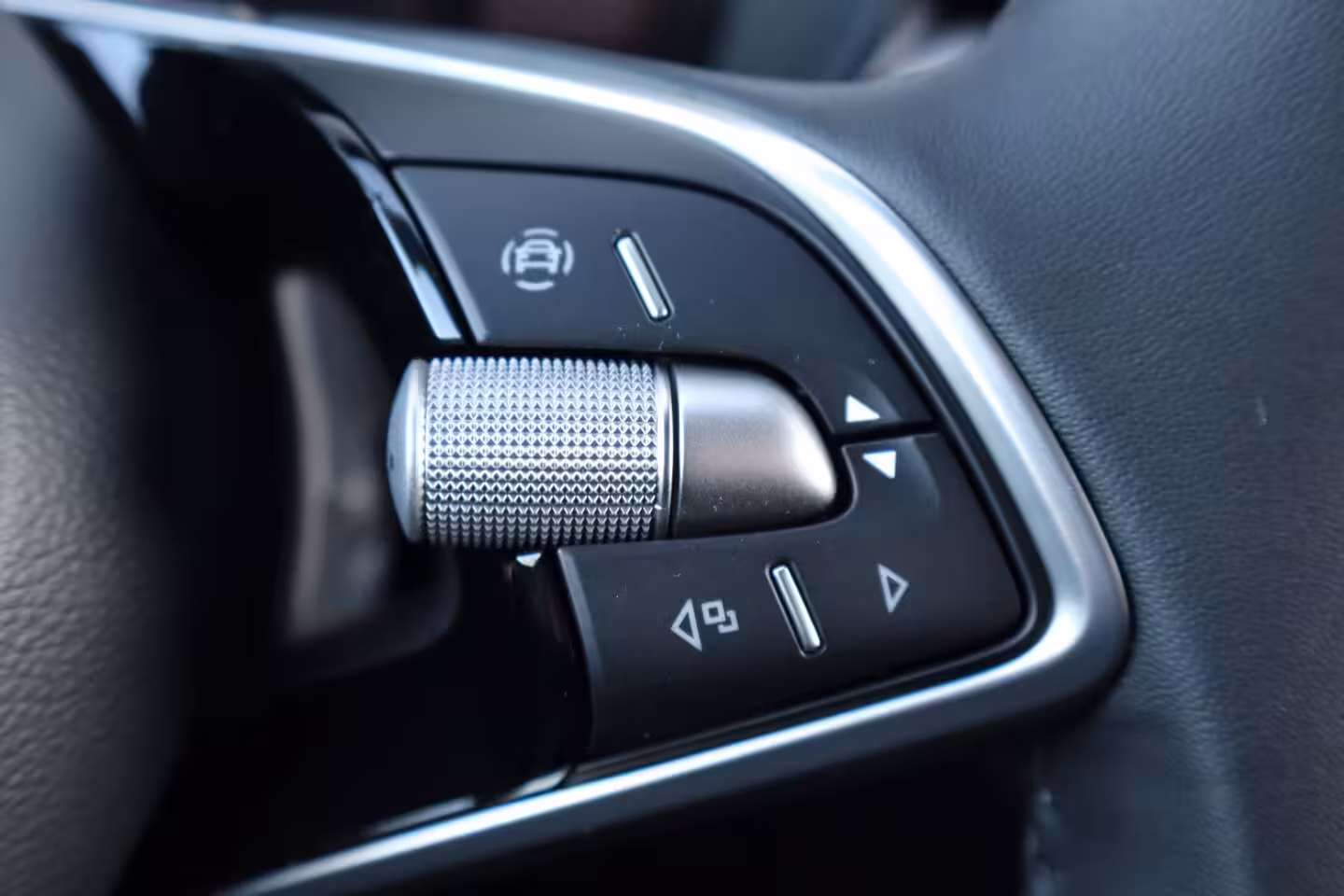 Skoda Fabia 1.0 TSI Business Edition | Chromen raamlijsten | Cruise control met speedlimiter | KESSY (