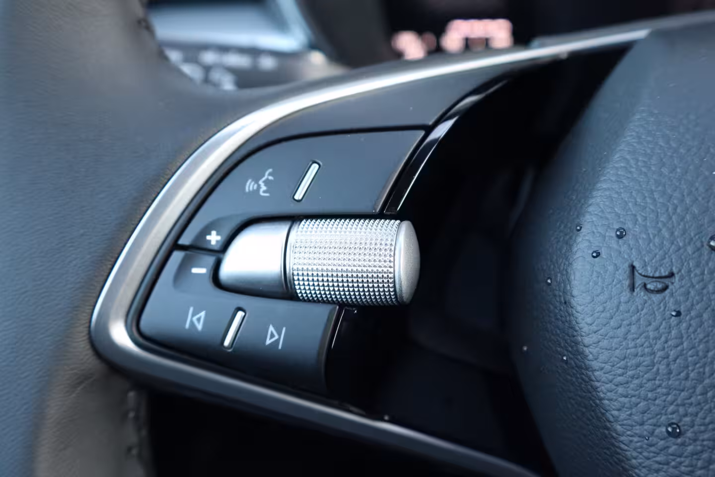 Skoda Fabia 1.0 TSI Business Edition | Chromen raamlijsten | Cruise control met speedlimiter | KESSY (