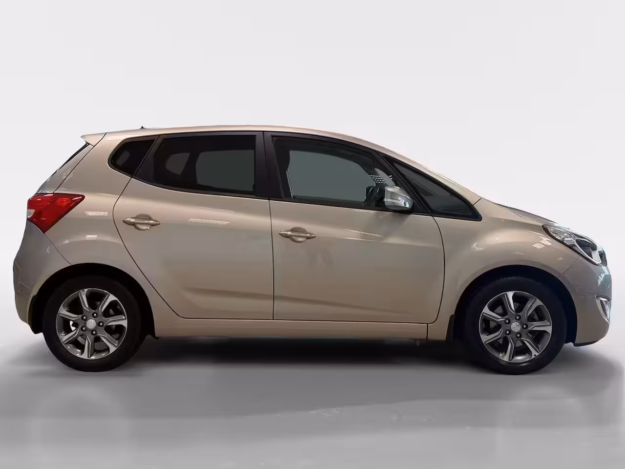 Hyundai ix20 1.4 GO | NAVI | CAMERA | NL-AUTO | DEALERONDERHOUDEN |