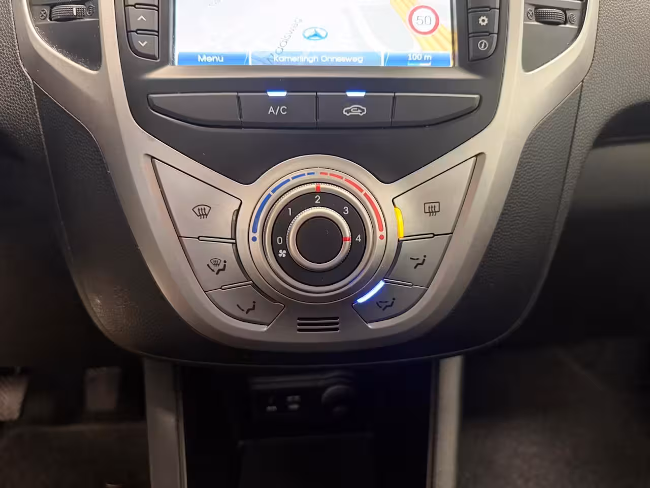 Hyundai ix20 1.4 GO | NAVI | CAMERA | NL-AUTO | DEALERONDERHOUDEN |