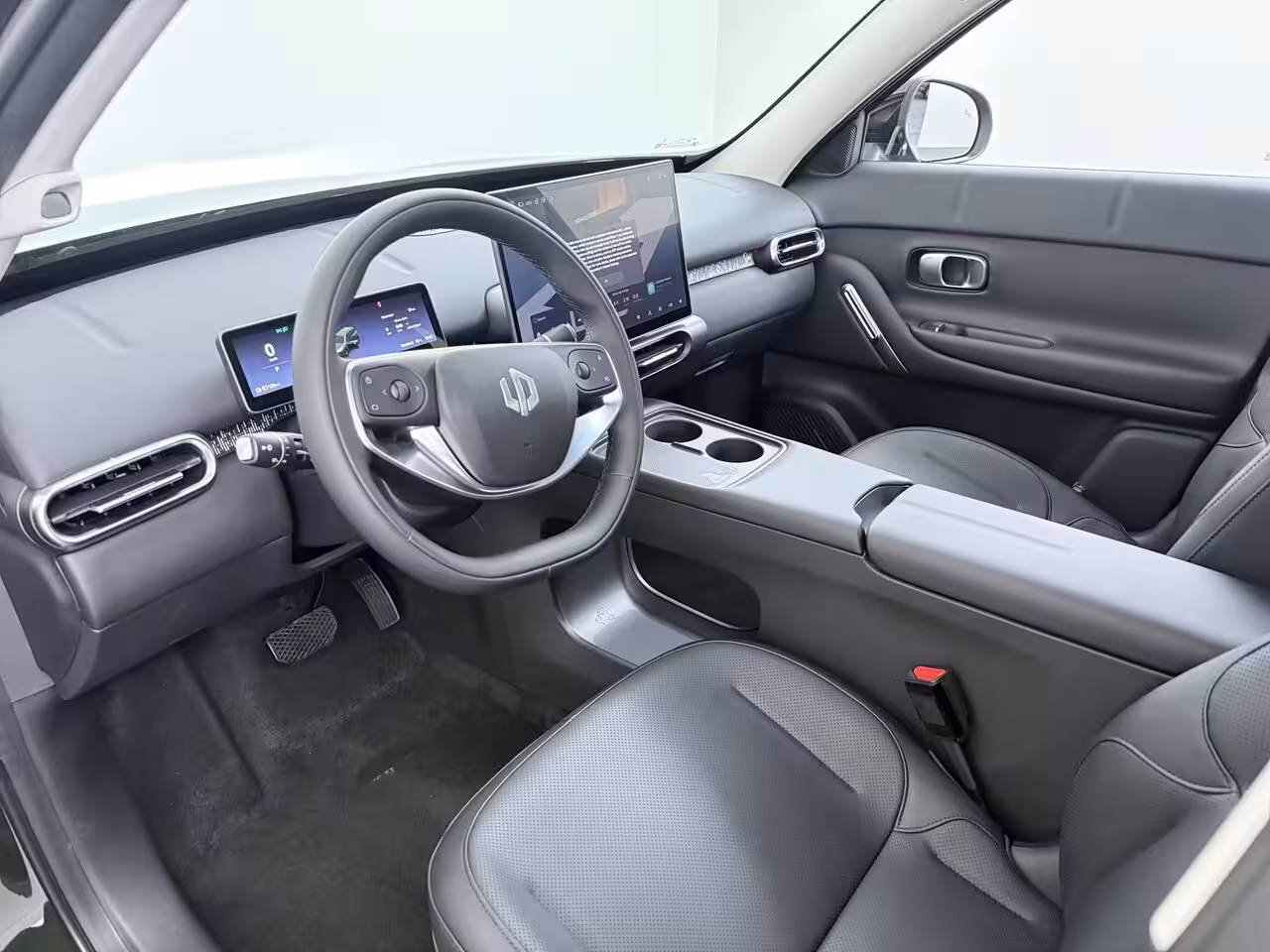 Leapmotor B03X ProMax Design 53 kWh | Airco (automatisch) | Cruise control adaptief | Dodehoek detectie