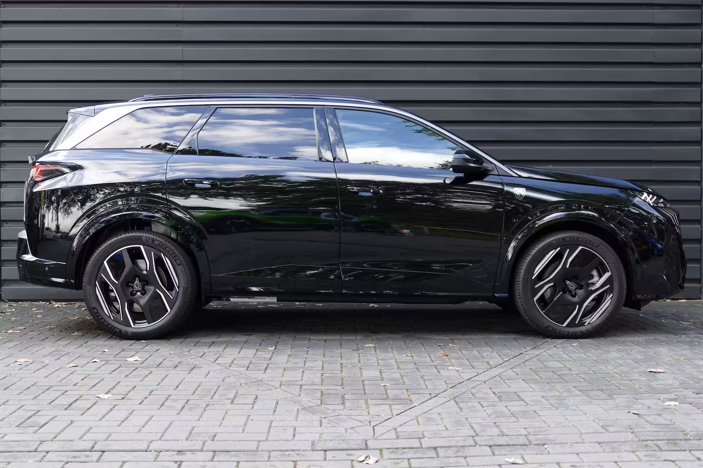 Peugeot e-5008 GT Exclusive - Elektrisch | Adaptieve cruise control met Stop&Go functie | LED 3D-achterli