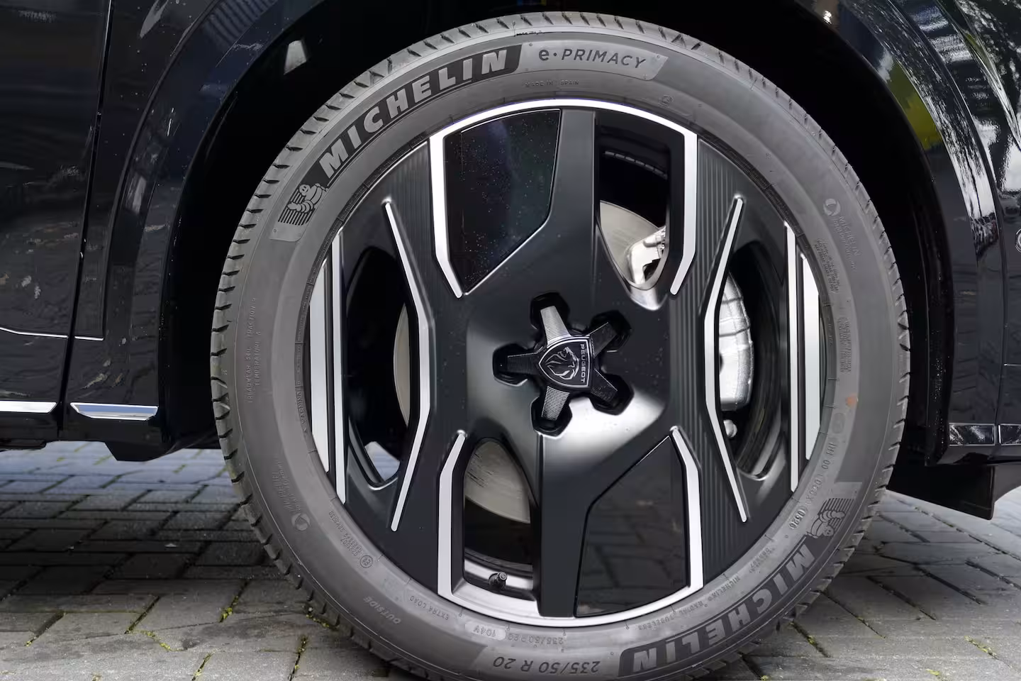 Peugeot e-5008 GT Exclusive - Elektrisch | Adaptieve cruise control met Stop&Go functie | LED 3D-achterli