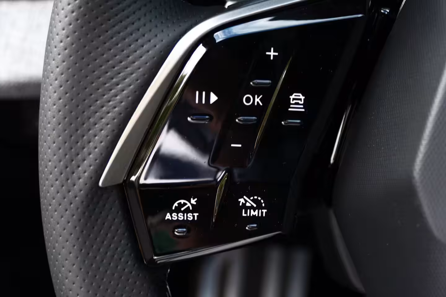 Peugeot e-5008 GT Exclusive - Elektrisch | Adaptieve cruise control met Stop&Go functie | LED 3D-achterli