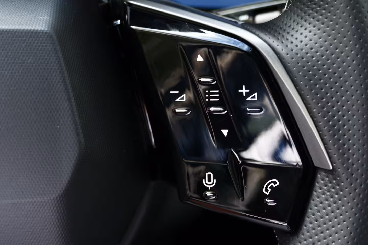 Peugeot e-5008 GT Exclusive - Elektrisch | Adaptieve cruise control met Stop&Go functie | LED 3D-achterli