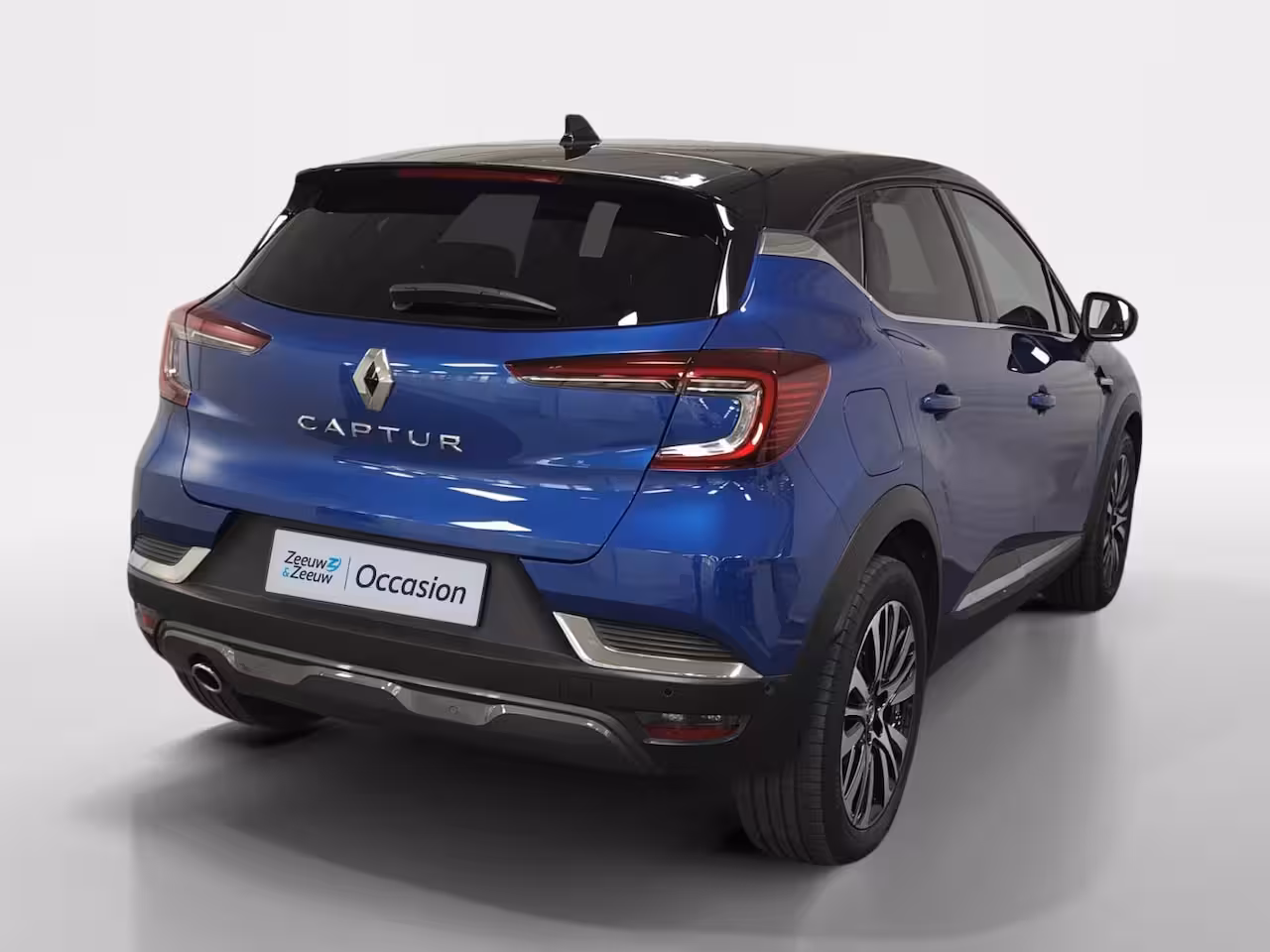 Renault Captur 1.3 TCe 130 Initiale Paris Full Options | Camera 360° | Leder | Keyless
