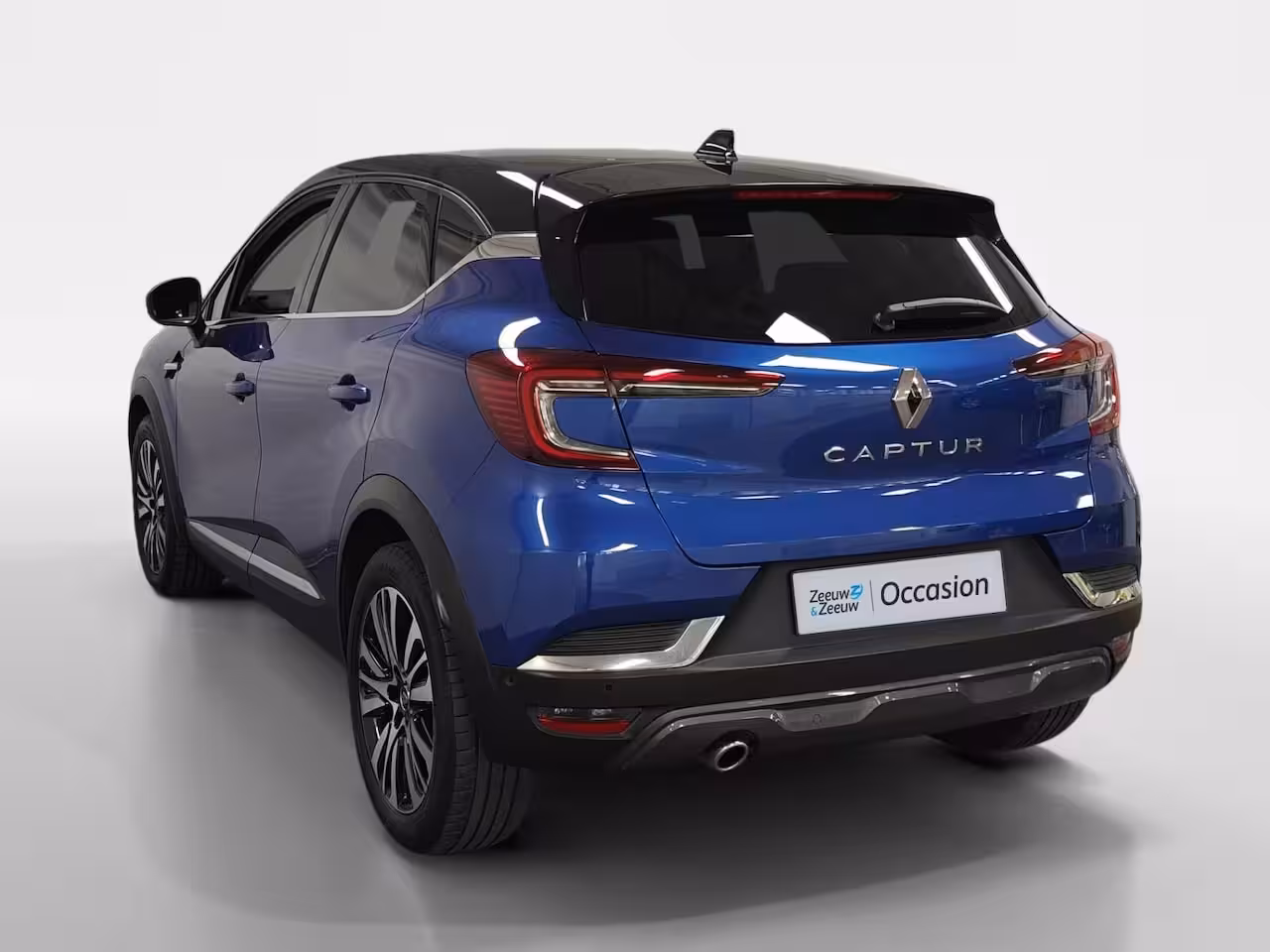 Renault Captur 1.3 TCe 130 Initiale Paris Full Options | Camera 360° | Leder | Keyless