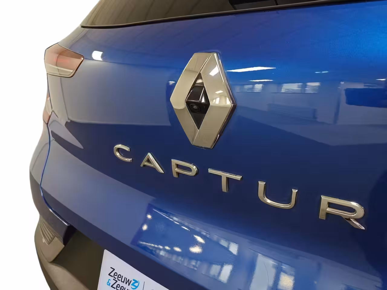 Renault Captur 1.3 TCe 130 Initiale Paris Full Options | Camera 360° | Leder | Keyless