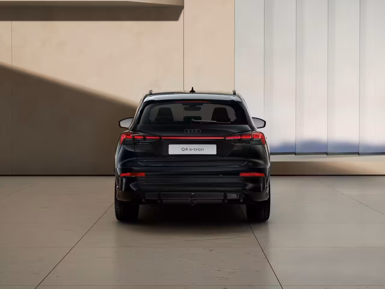 Audi Q4 e-tron S edition 286pk performance 82 kWh | Velgen 20'' | Trekhaak Uitklapbaar