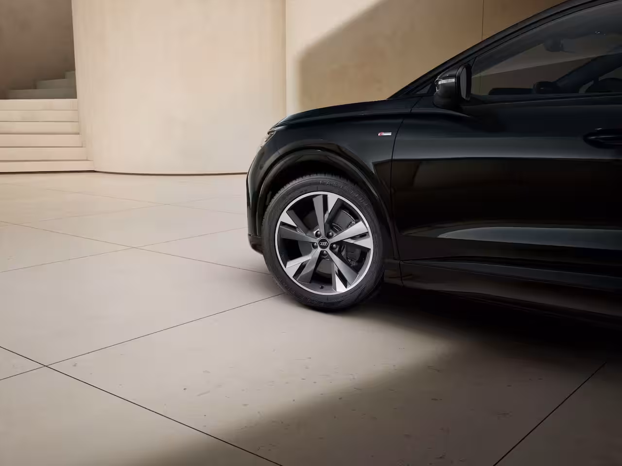 Audi Q4 e-tron S edition 286pk performance 82 kWh | Velgen 20'' | Trekhaak Uitklapbaar