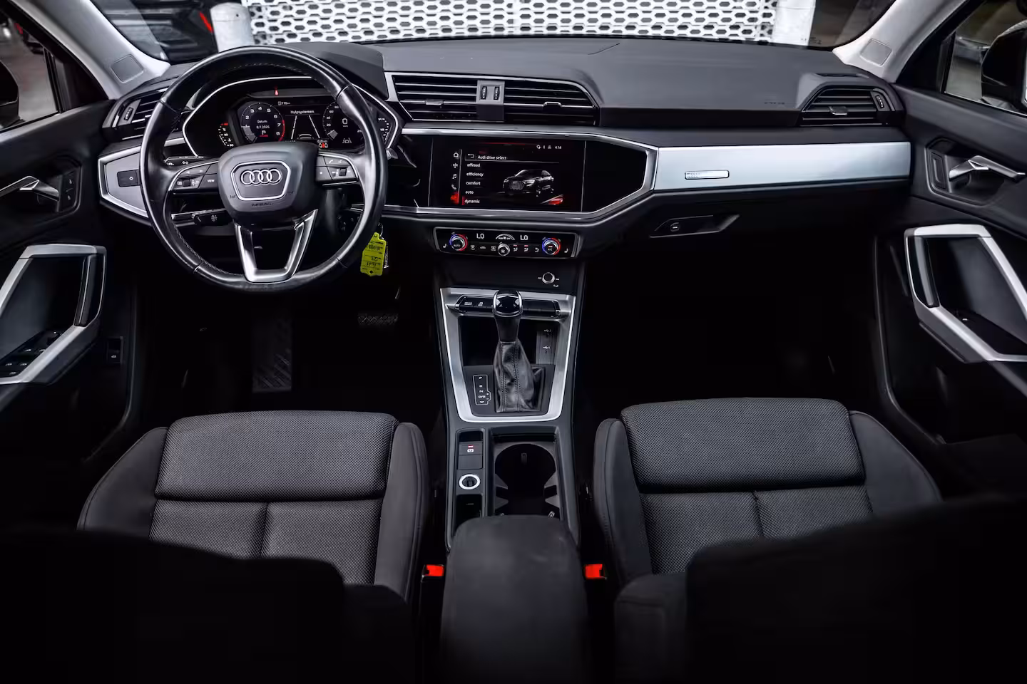 Audi Q3 Sportback 35 TFSI Pro Line | Stoelverwarming |