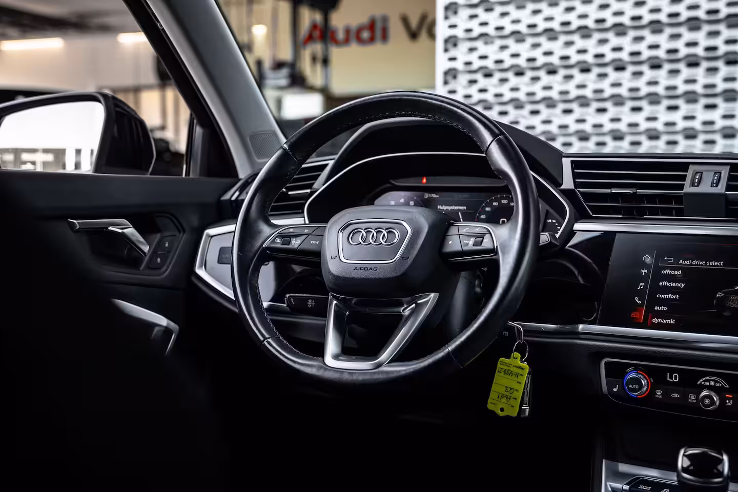 Audi Q3 Sportback 35 TFSI Pro Line | Stoelverwarming |