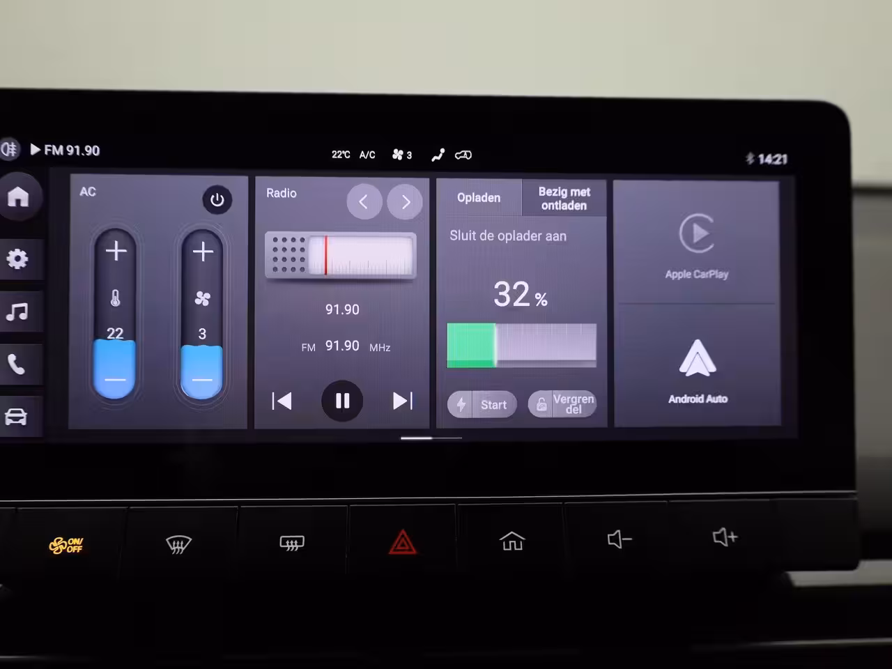 MG MG4 Comfort 64 kWh | Navigatie | Climate Control | Apple Carplay / Android Auto | Parkeer sens