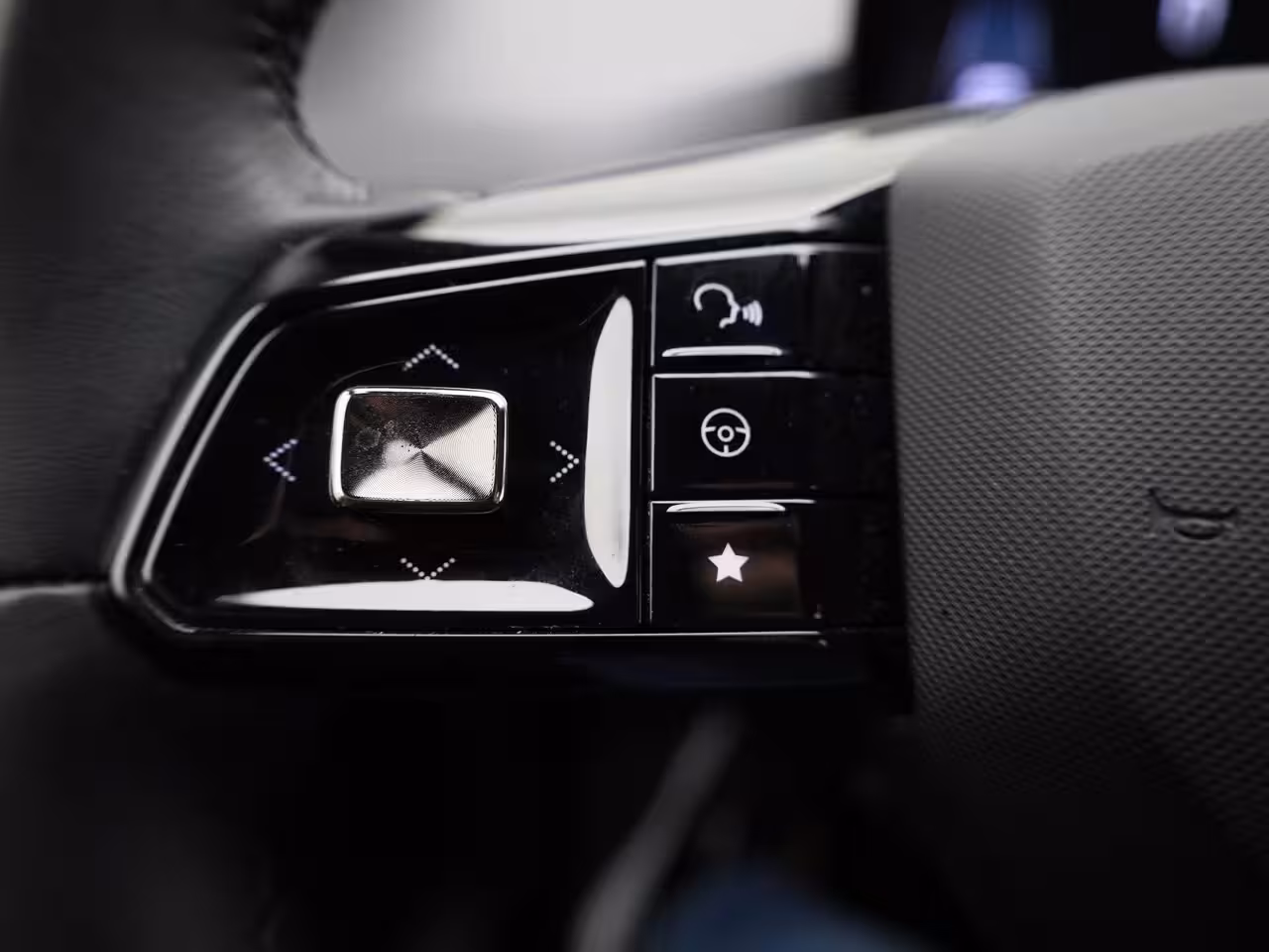 MG MG4 Comfort 64 kWh | Navigatie | Climate Control | Apple Carplay / Android Auto | Parkeer sens