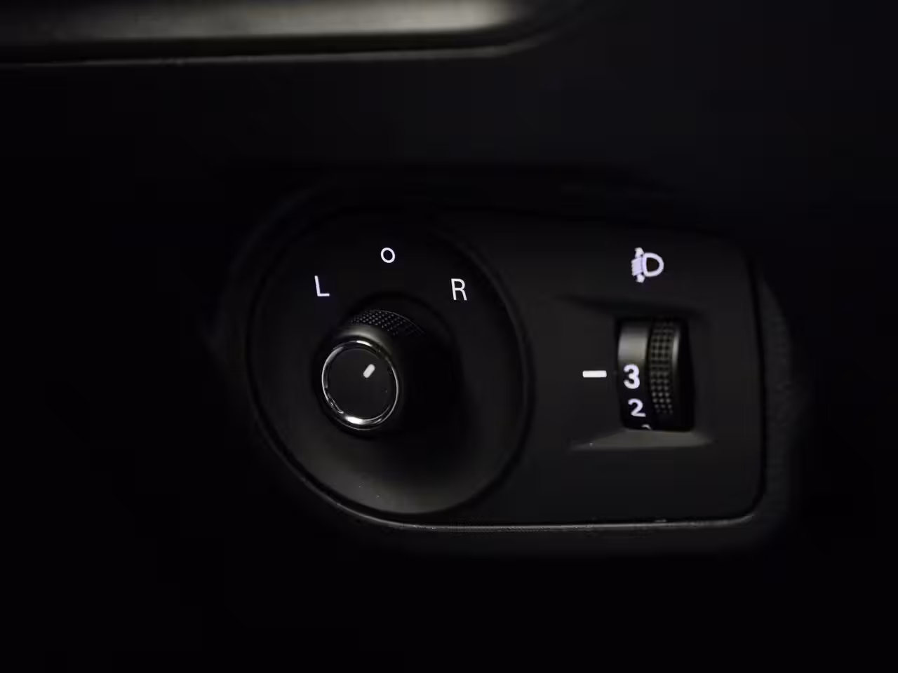 MG MG4 Comfort 64 kWh | Navigatie | Climate Control | Apple Carplay / Android Auto | Parkeer sens