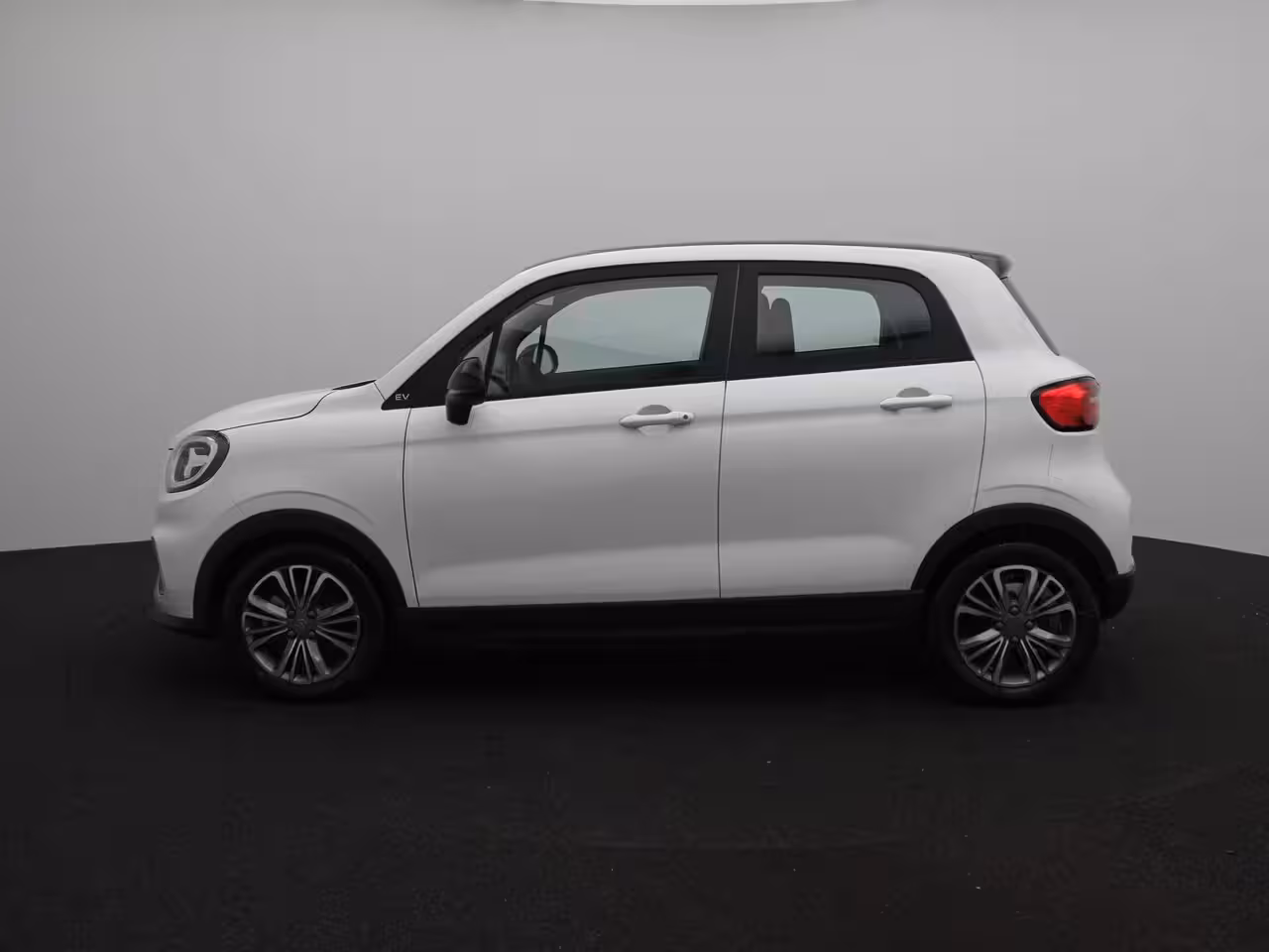 Leapmotor T03 Design 37.3 kWh | VOORRAAD VOORDEEL | € 1.500, - VOORRAAD VOORDEEL