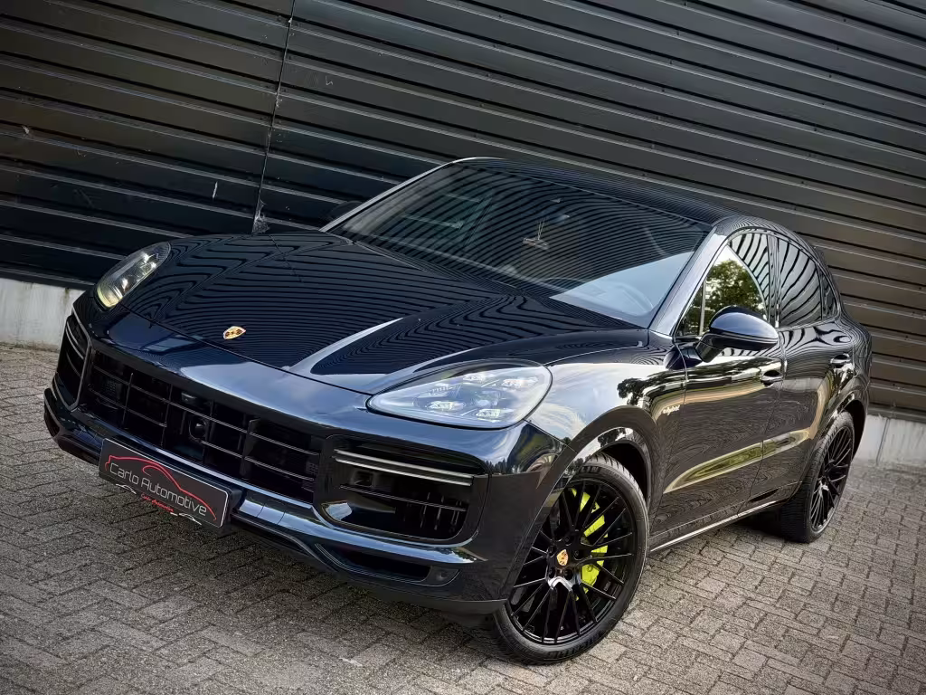 Porsche Cayenne Coupé 4.0 TURBO S E-Hybrid PANO|CERAMIC|CHRONO|BURM3D|MASSAGE