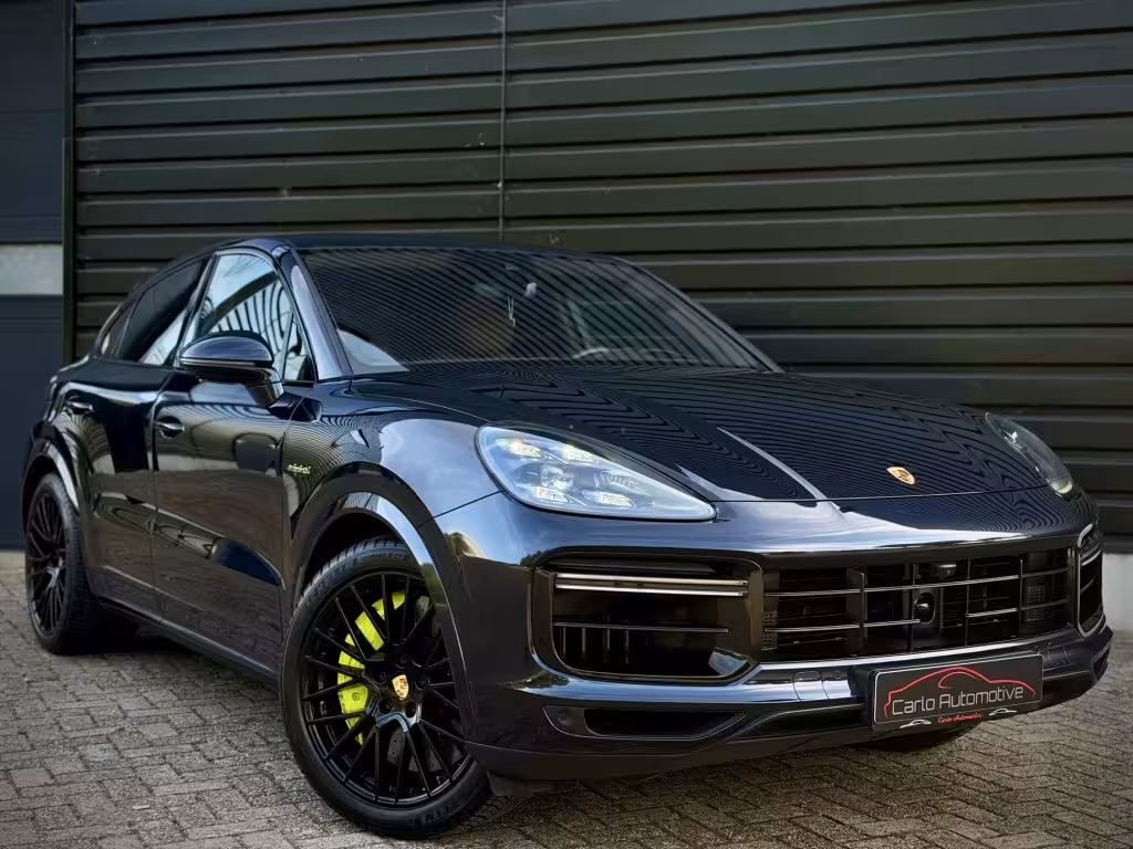 Porsche Cayenne Coupé 4.0 TURBO S E-Hybrid PANO|CERAMIC|CHRONO|BURM3D|MASSAGE