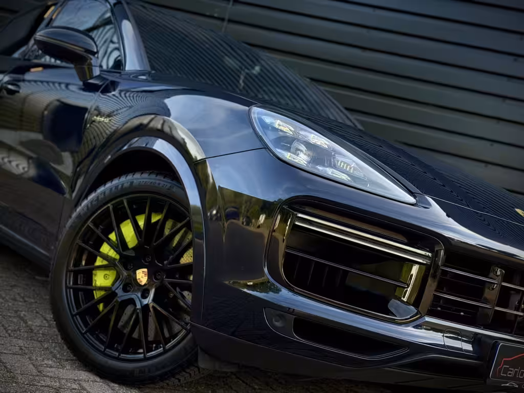 Porsche Cayenne Coupé 4.0 TURBO S E-Hybrid PANO|CERAMIC|CHRONO|BURM3D|MASSAGE