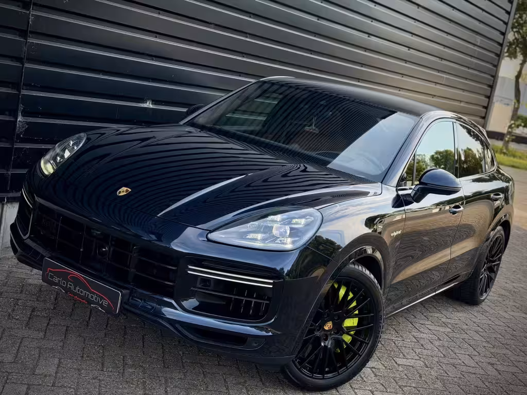 Porsche Cayenne Coupé 4.0 TURBO S E-Hybrid PANO|CERAMIC|CHRONO|BURM3D|MASSAGE