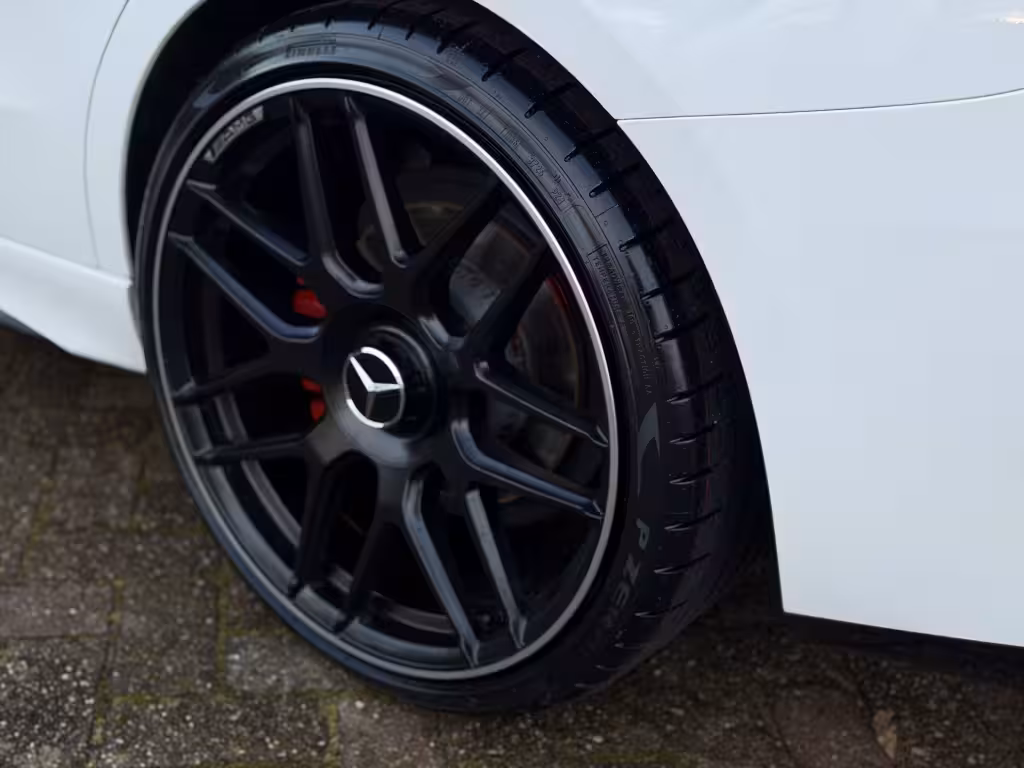 Mercedes-Benz C-klasse 180 AMG C63 PANO|MEMORY|HUD|360|ACC|BLINDSPOT VOL