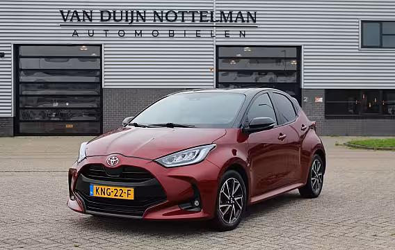 Toyota Yaris 1.5 Hybrid Executive / Bi Tone / Keyless / Carplay
