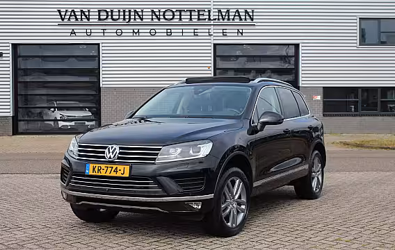 Volkswagen Touareg 3.0 TDI Highline / Panoramadak / Luchtvering